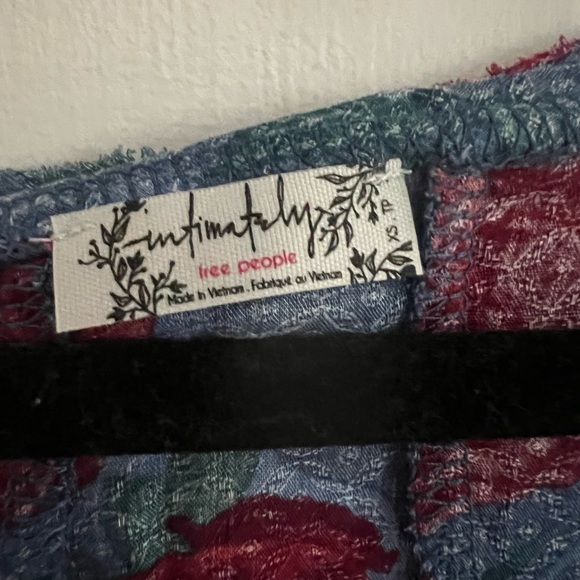 Free people everything’s rosy bodysuit - Picture 8 of 8